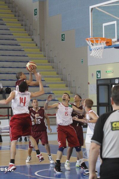 110919 basket 017_tn.jpg